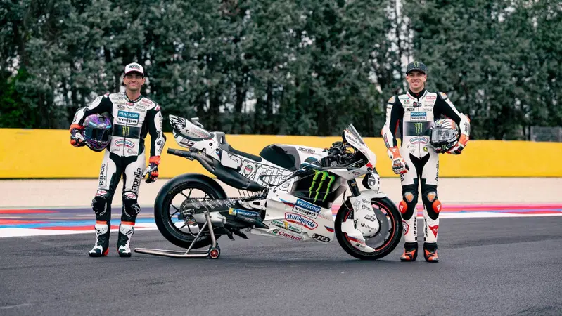 “Gilles ha fatto innamorare milioni di tifosi”: tra MotoGP e F1, Aprilia riporta in pista il mito di Villeneuve e della Vespa a Misano
