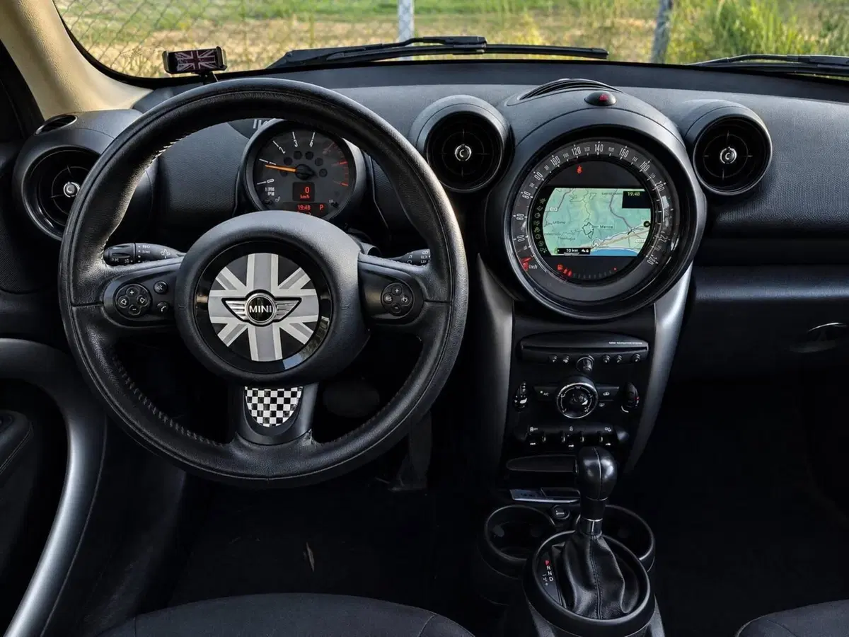 MINI Mini Countryman usata a Rimini (5)