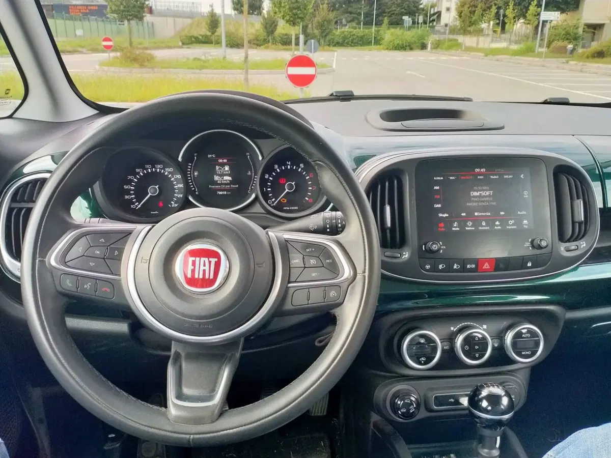 Fiat 500L usata a Como (8)
