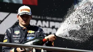 F1, 'La macchina è quella che è': Max Verstappen spiazza tutti dopo il 2° posto e svela cosa è successo con Hamilton in Curva 1