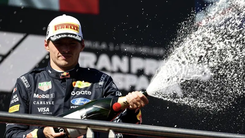 F1, 'La macchina è quella che è': Max Verstappen spiazza tutti dopo il 2° posto e svela cosa è successo con Hamilton in Curva 1