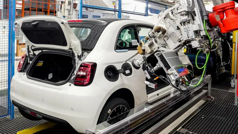 Stellantis stringe l'asse con la Cina: partnership strategiche e nuovi modelli per rilanciare le fabbriche europee