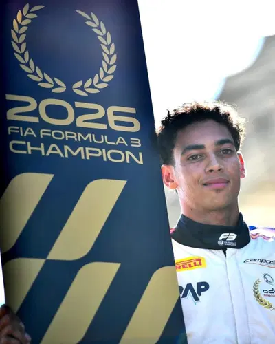 Da scaricato dalla McLaren a re di Madrid: la favola di Ugochukwu, il campione di F3 che fa sognare la F1