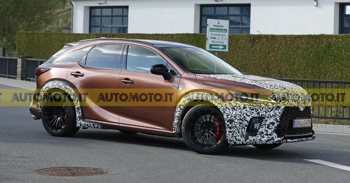 Lexus RX Morizo RR: Akio Toyoda presta il suo pseudonimo al SUV più estremo