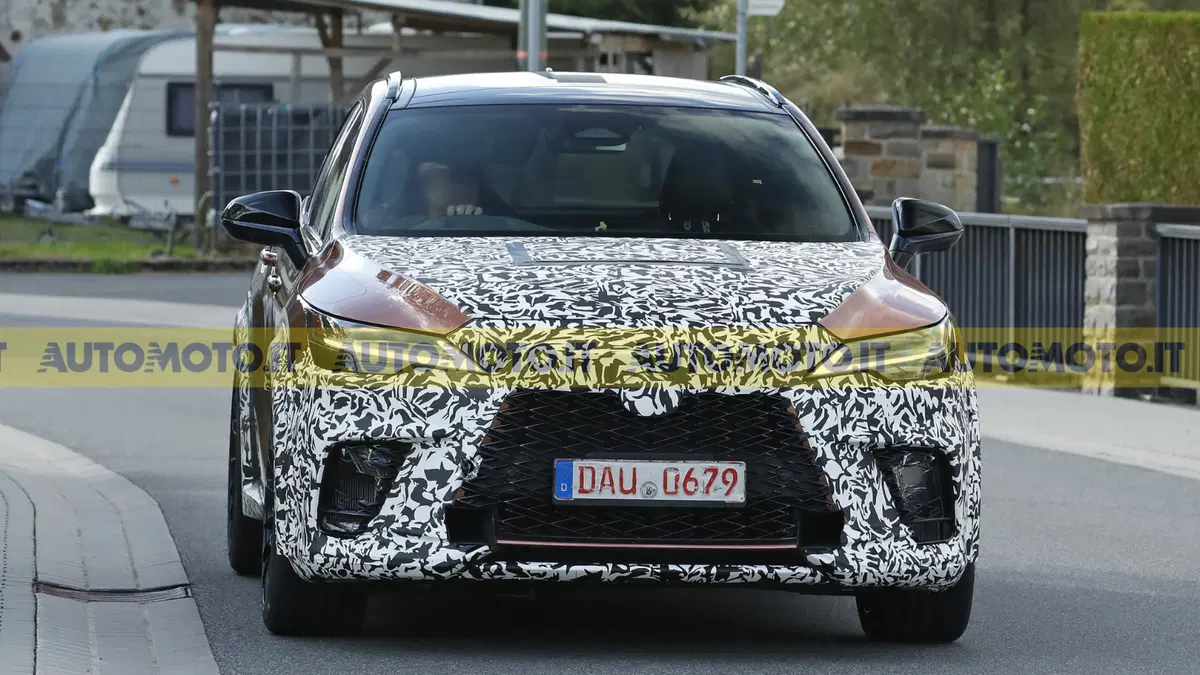Lexus RX Morizo RR: Akio Toyoda presta il suo pseudonimo al SUV più estremo