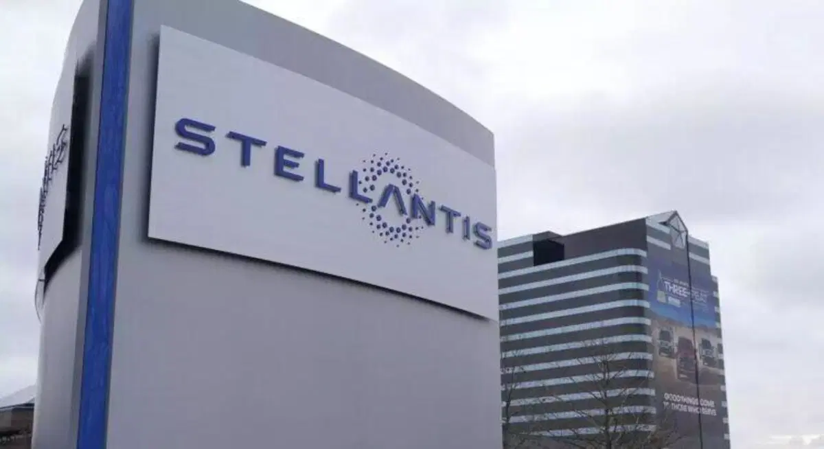 Stellantis punta alla Francia: in arrivo oltre un miliardo di euro per lo stabilimento di Hordain