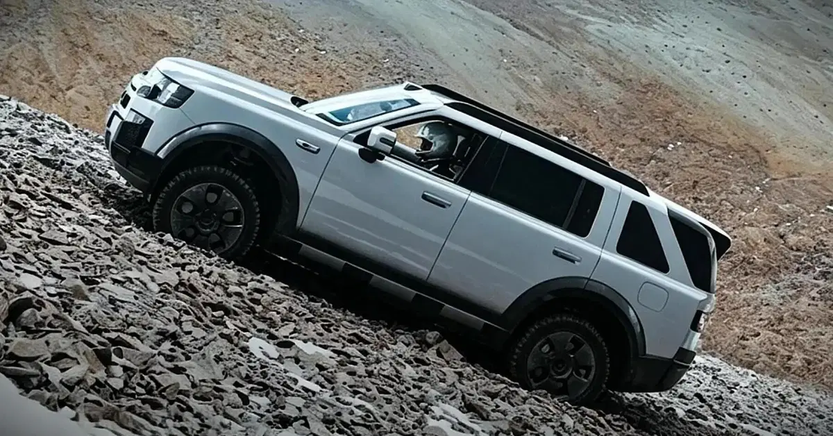 Freelander 8 sul tetto del mondo: nuovo record di altitudine in Tibet, oltre quota 6.000 metri