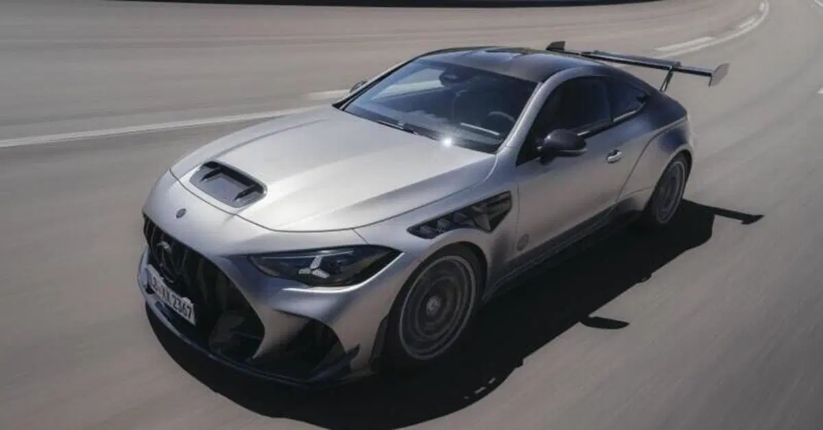 Mercedes-AMG CLE 646 Spezialanfertigung: torna il V8, ma solo per 30 fortunati