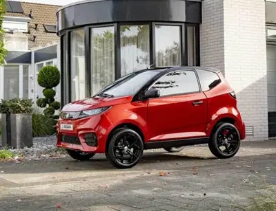Microcar, arriva la multa per chi non mette la cintura: cosa cambia con il nuovo Codice della Strada