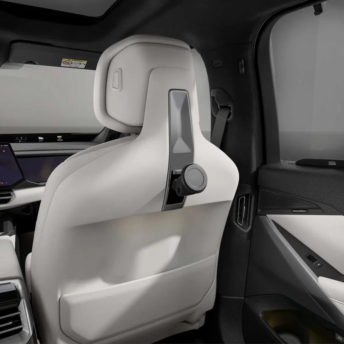 Nuova BMW X5 più cattiva: arrivano gli M Performance Parts (9)