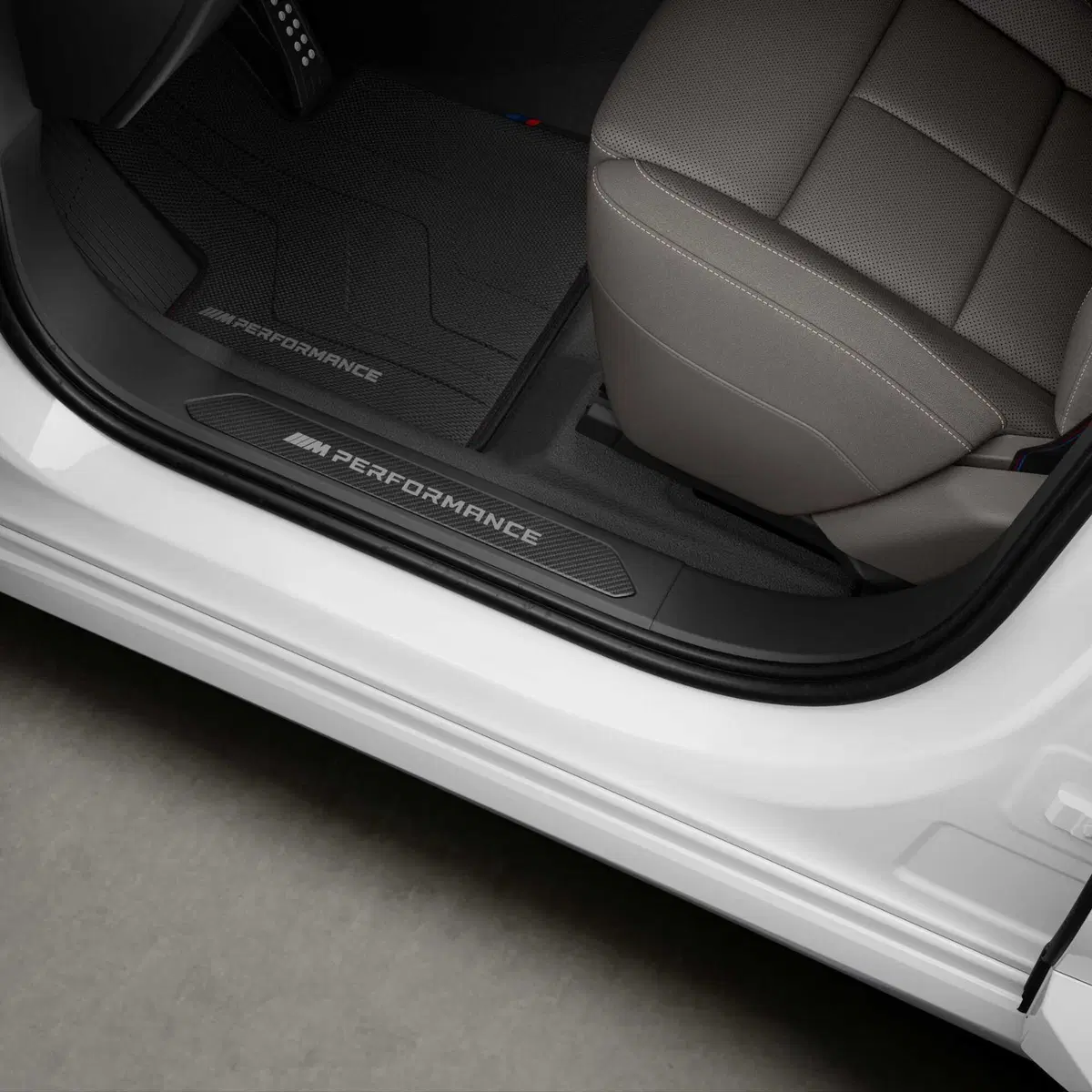 Nuova BMW X5 più cattiva: arrivano gli M Performance Parts (32)