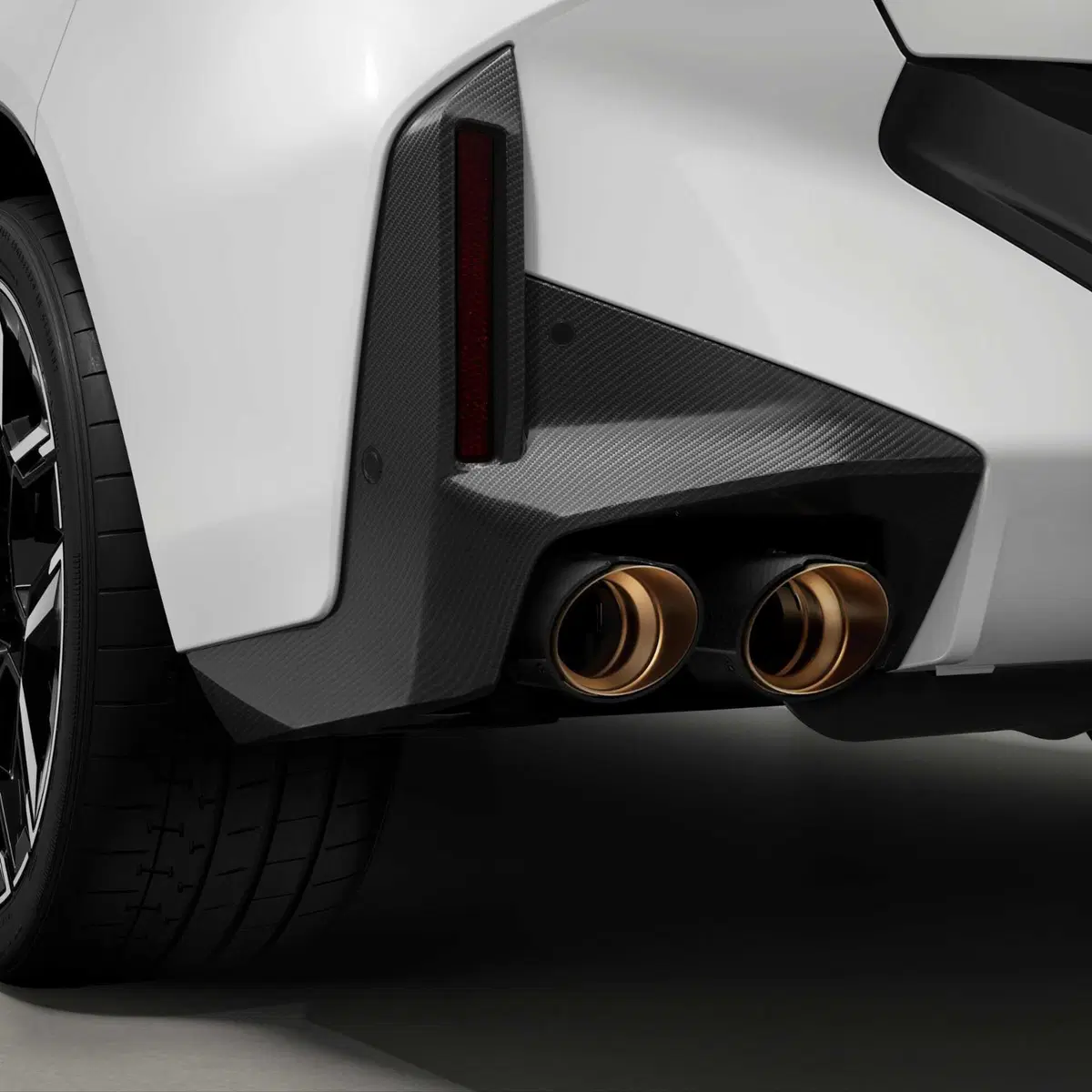 Nuova BMW X5 più cattiva: arrivano gli M Performance Parts (38)