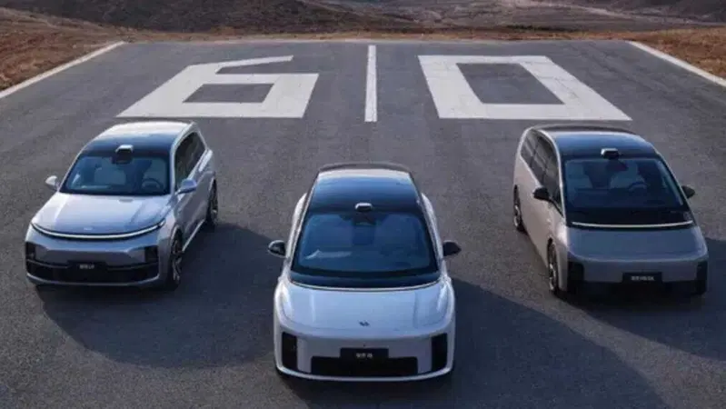 Li Auto i6, il SUV elettrico cinese sbarca in Europa: debutto al Salone di Parigi
