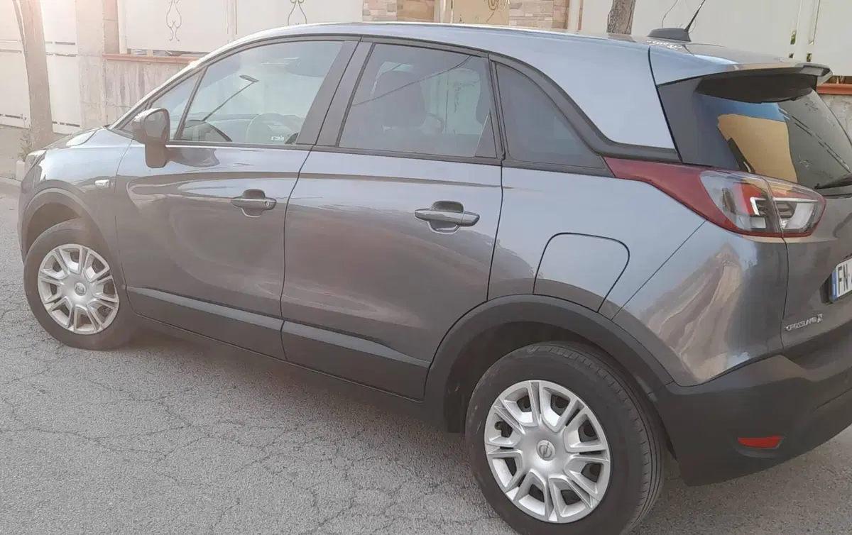 Opel Crossland X usata a Napoli (4)