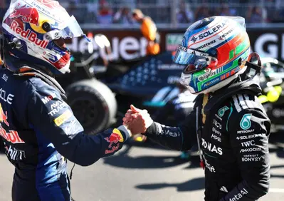 F1. Lasciatelo in pace, è maledettamente bravo: dice Verstappen di Antonelli. Ma cosa ruberebbe Kimi a Max? La rivelazione
