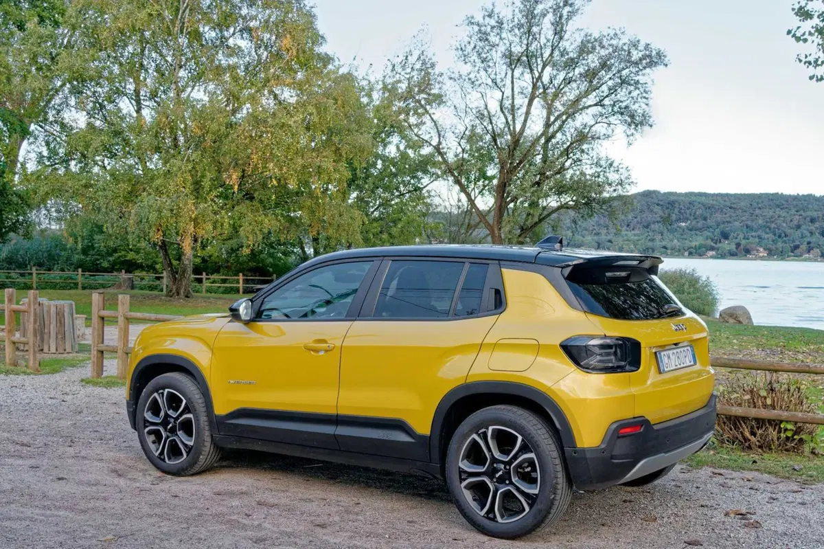 Nuova Jeep Avenger, il weekend del debutto: il SUV più venduto d'Italia si fa toccare con mano (11)