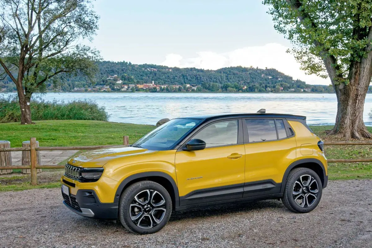 Nuova Jeep Avenger, il weekend del debutto: il SUV più venduto d'Italia si fa toccare con mano (13)