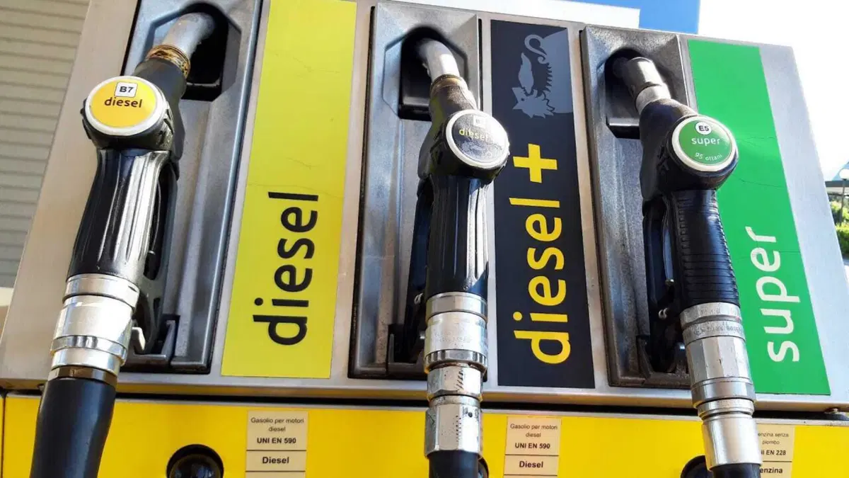 Caro carburante, a Corbetta il Comune paga una parte del pieno: come funziona il nuovo Bonus Benzina