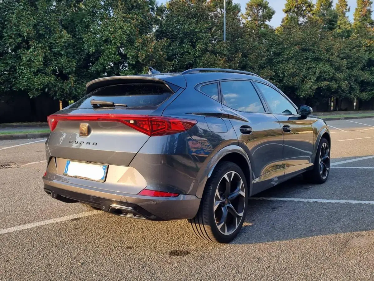 Cupra Formentor usata a Milano (6)