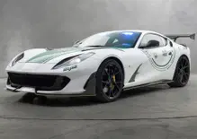 Questa Ferrari sfreccia a 345 km/h e ha i lampeggianti: ecco la nuova supercar della Polizia di Dubai