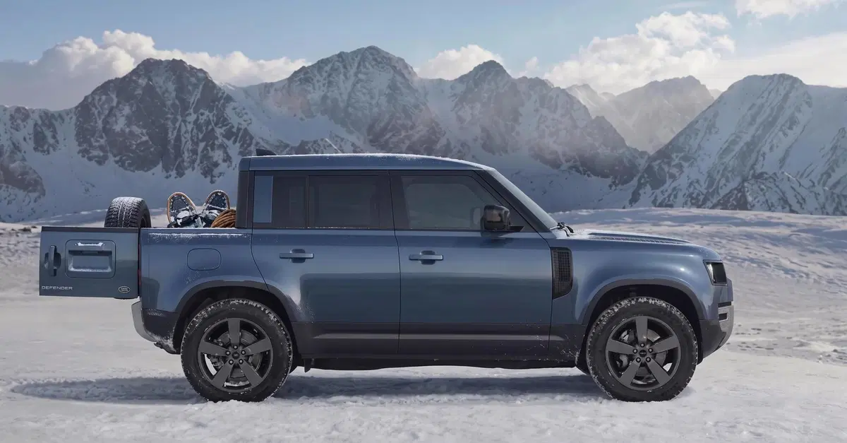 Land Rover Defender pick-up, la versione americana può nascere con Stellantis