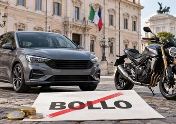 Bollo auto e moto, addio nel 2027 ma non per tutti: chi non dovrà pagarlo