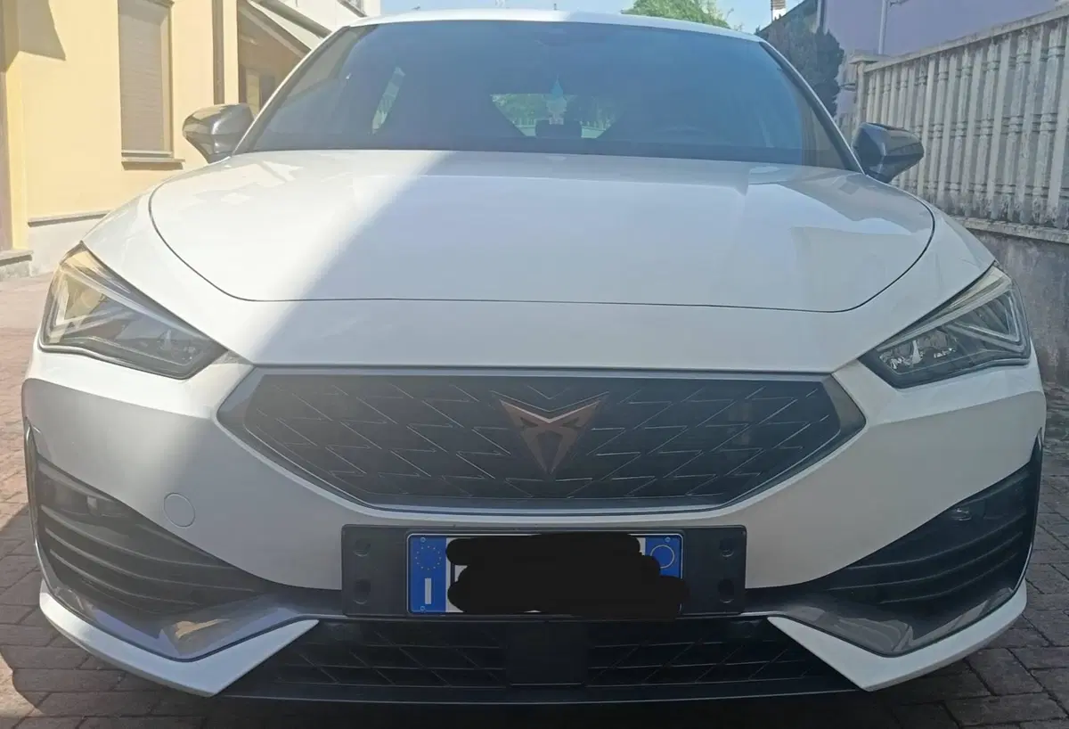 Cupra Leon usata a Pavia (2)