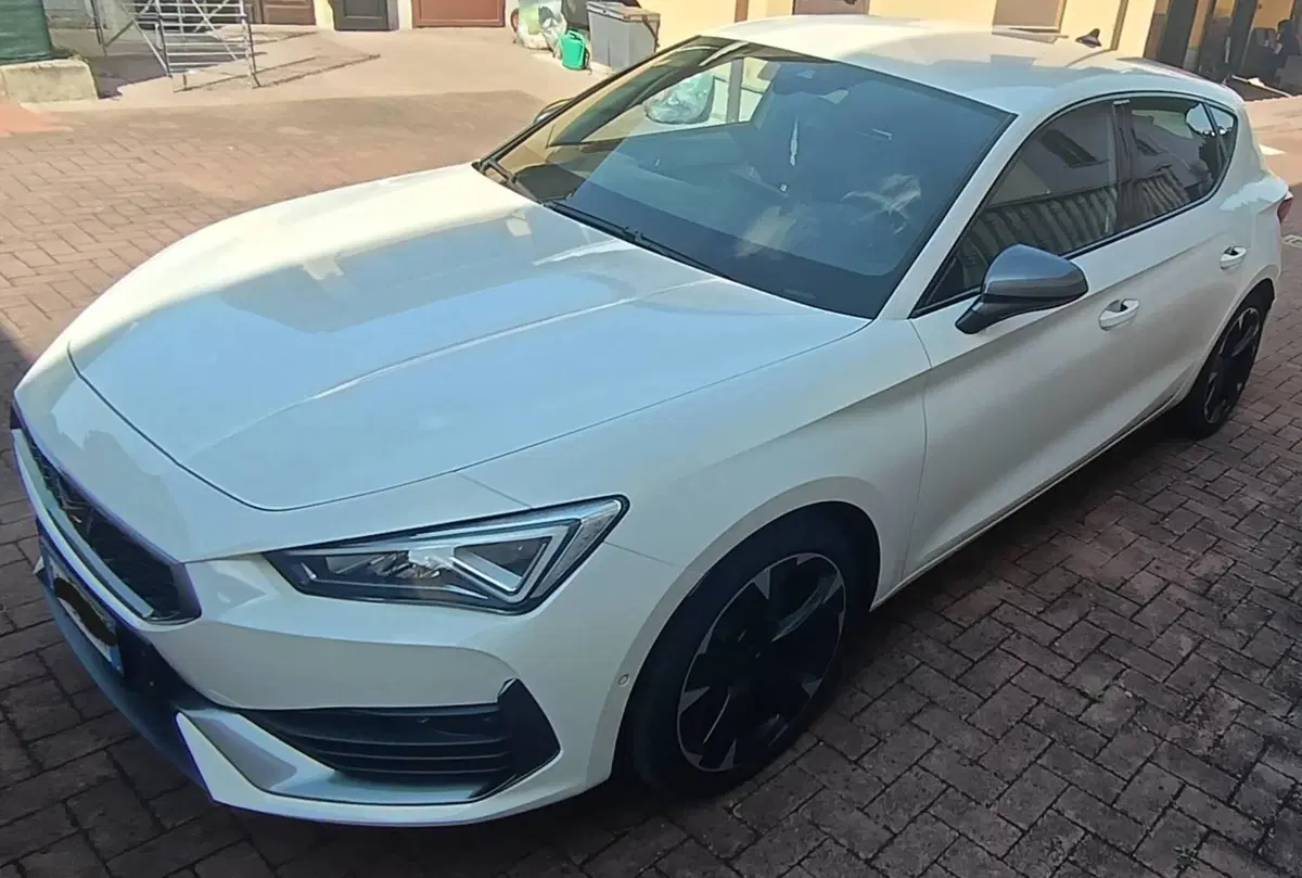 Cupra Leon usata a Pavia (3)