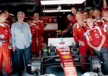 “Nel calcio ci chiudiamo troppo, da loro dobbiamo solo imparare”: Mourinho conquistato dalla F1 a Madrid incorona Antonelli: Bambino incredibile