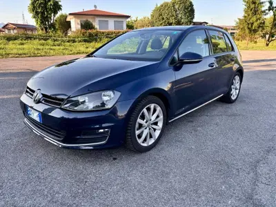 Volkswagen Golf 1.4 TGI 5p. Highline BlueMotion del 2016 usata a Milano