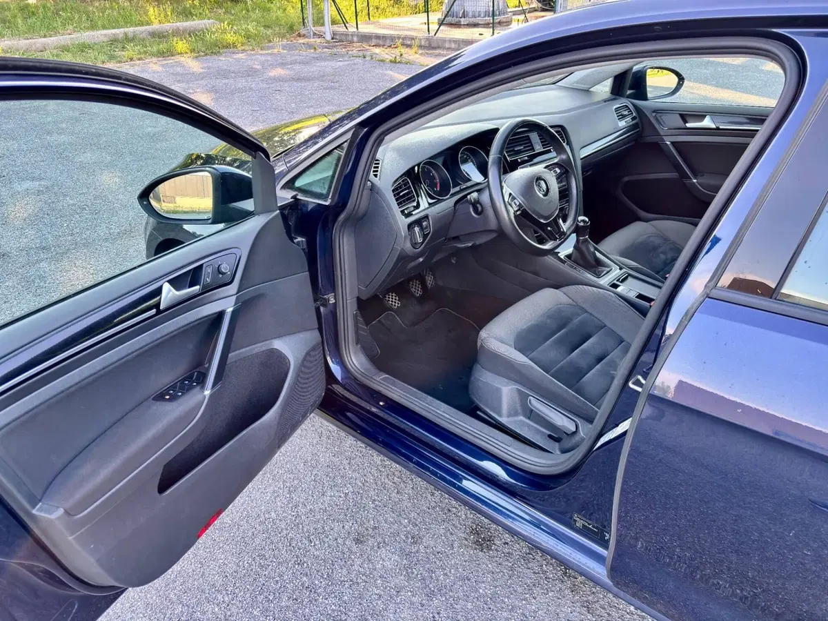 Volkswagen Golf usata a Milano (11)