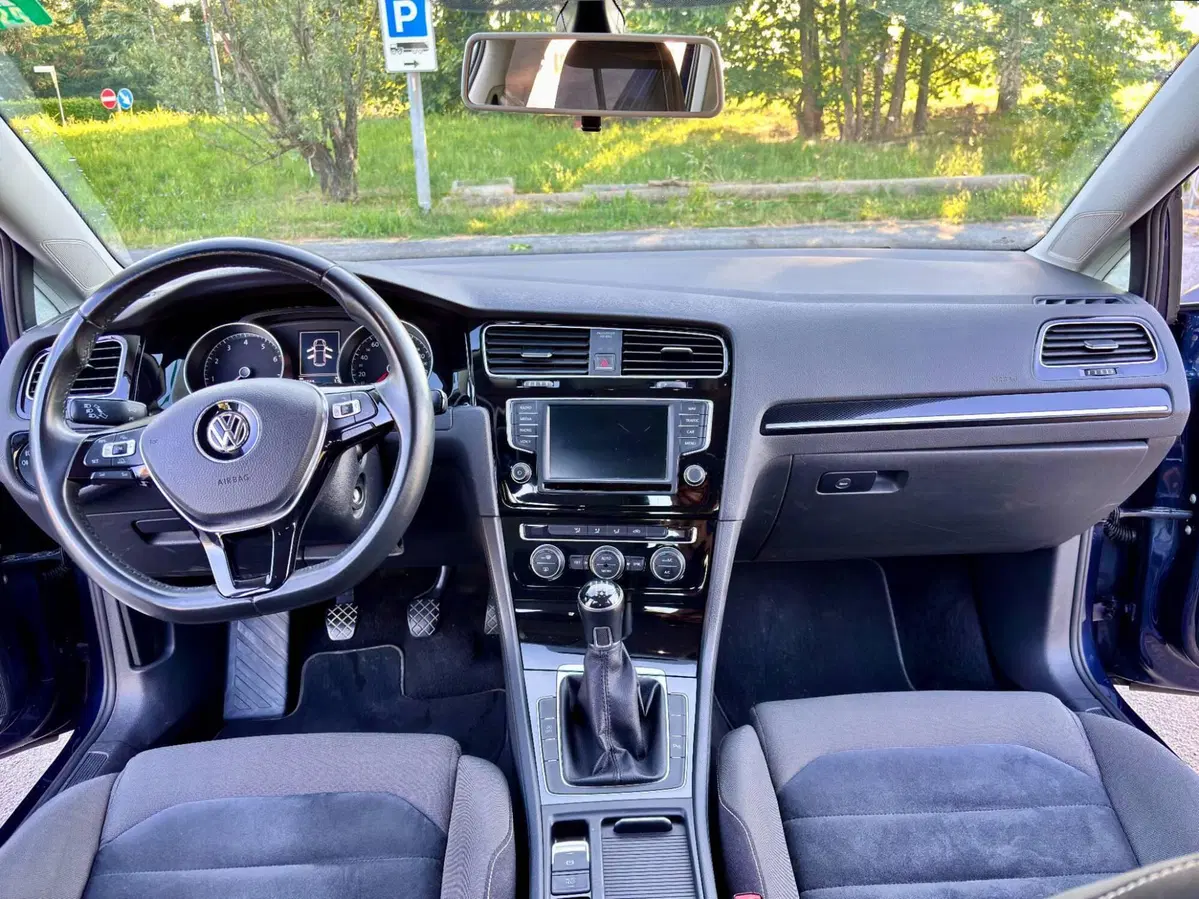 Volkswagen Golf usata a Milano (15)