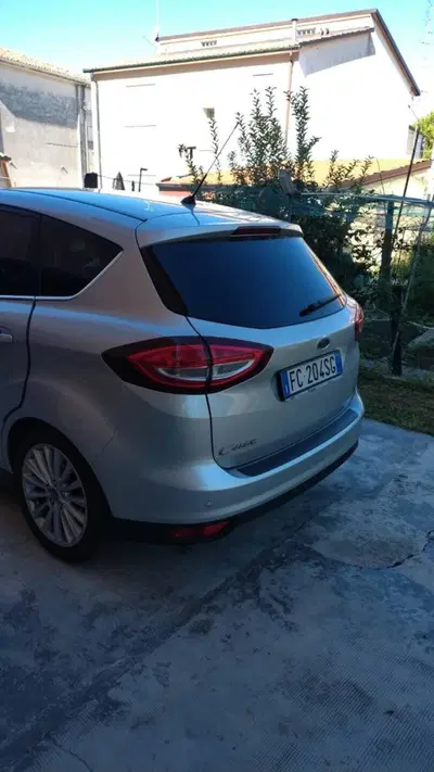 Ford C-Max 1.5 TDCi 120CV Powershift Start&Stop Titanium del 2016 usata a Ferrara