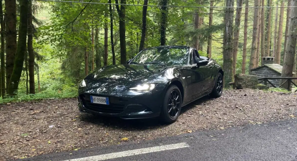 Mazda MX-5: con il Model Year 2027 è ora il Fiore all'Occhiello della generazione ND | Prova su strada