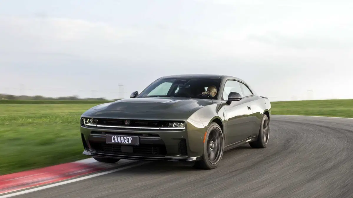 Dodge Charger (2026-->>) (7)