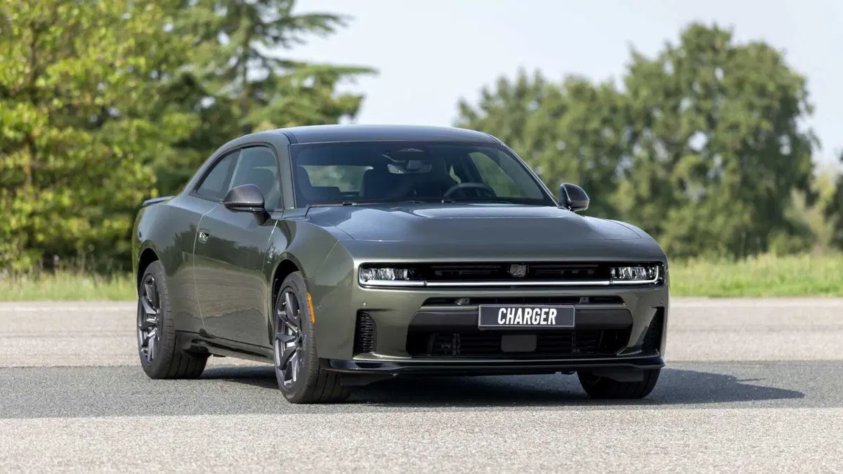 Dodge Charger (2026-->>)