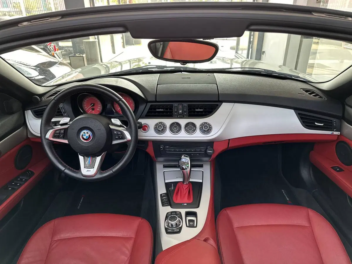 BMW Z4 Cabrio usata a Milano (8)