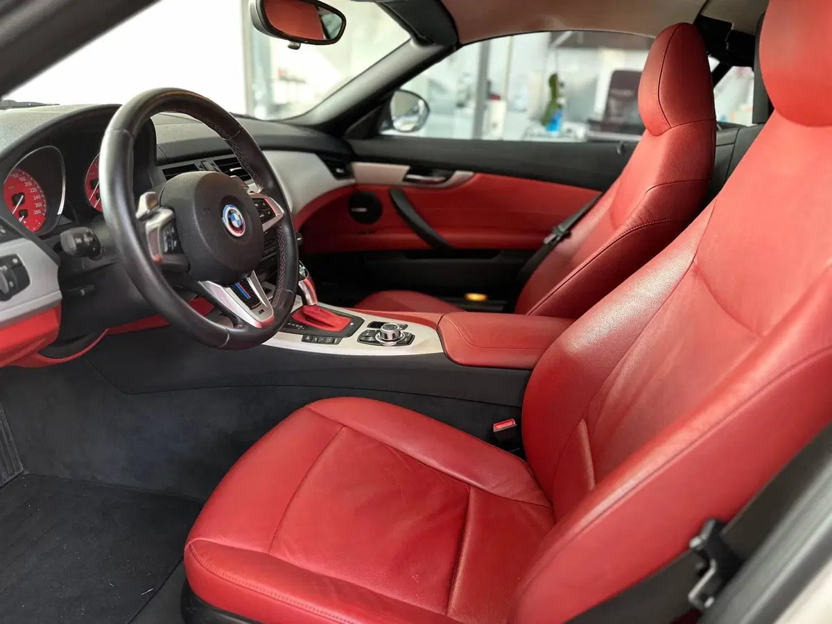 BMW Z4 Cabrio usata a Milano (9)