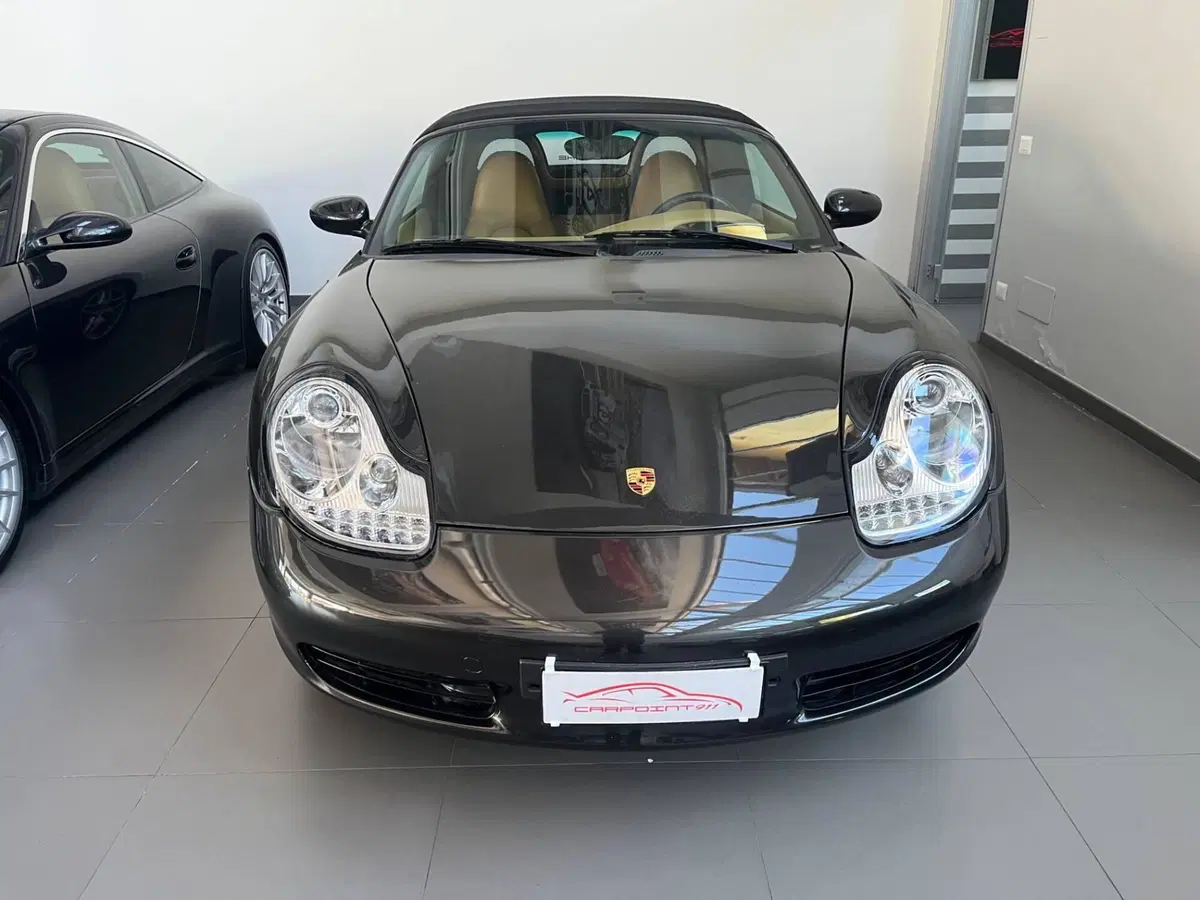 Porsche Boxster usata a Milano (2)
