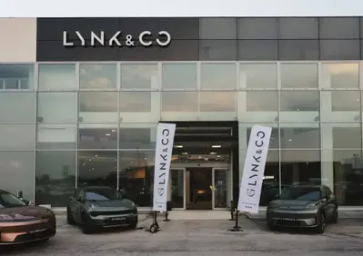 Lynk & Co sbarca in Piemonte e sceglie Cuneo: la rete italiana sale a 19 showroom