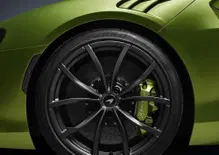 L’Intelligenza Artificiale sulle auto dei Carabinieri: la svolta con Pirelli per strade più sicure