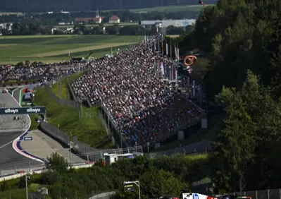 Meno chilometri e più sprint: dal 2027 la F1 cambia la distanza dei GP. Come cambiano le gare di Monza, Austria e Spa