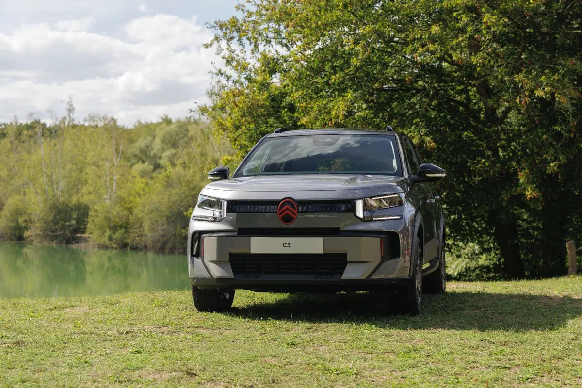 Citroën OUTDOOR: C3, C3 Aircross e Ami cambiano volto e puntano sull’avventura
