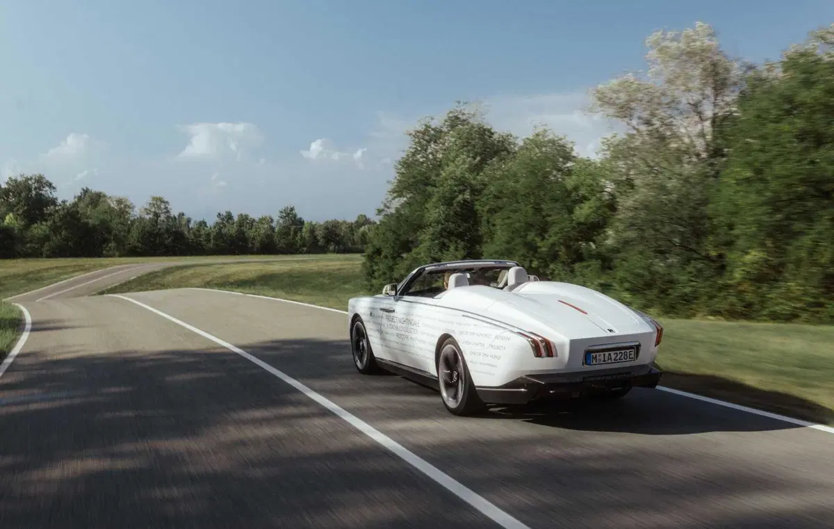 Rolls-Royce Project Nightingale, la elettrica da 100 esemplari affronta 350 settimane di test