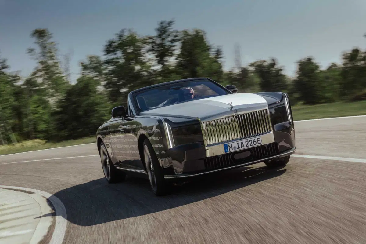 Rolls-Royce Project Nightingale, la elettrica da 100 esemplari affronta 350 settimane di test (6)