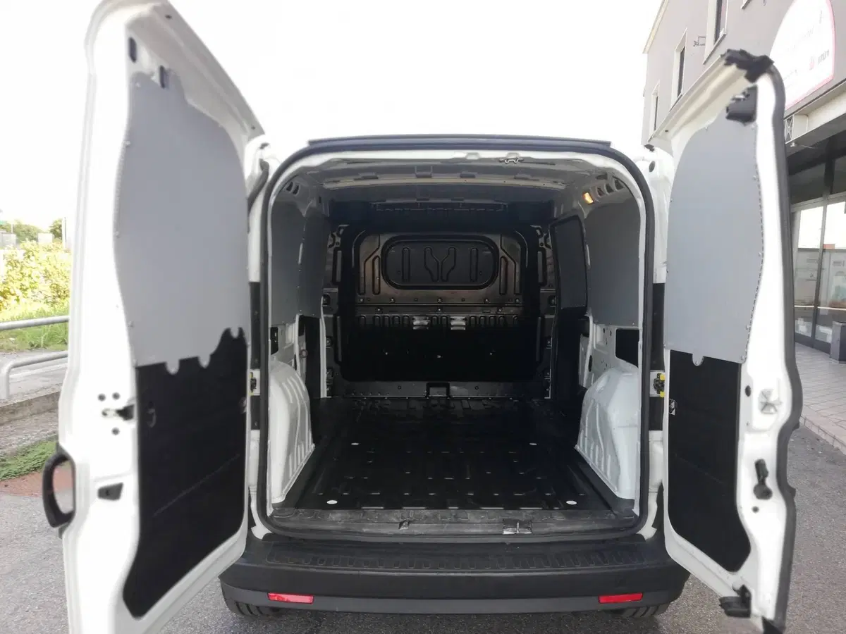 Fiat Doblò Furgone usata a Vicenza (3)
