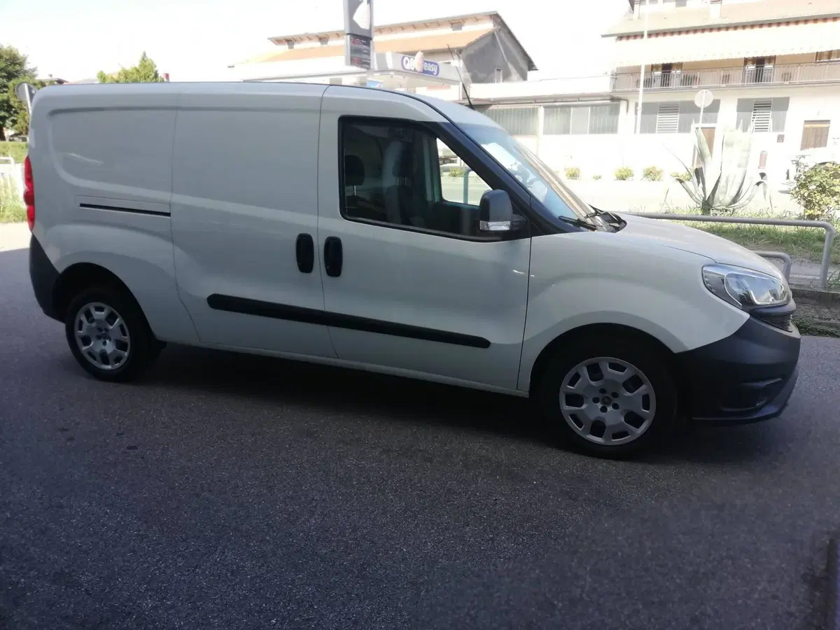 Fiat Doblò Furgone usata a Vicenza (11)