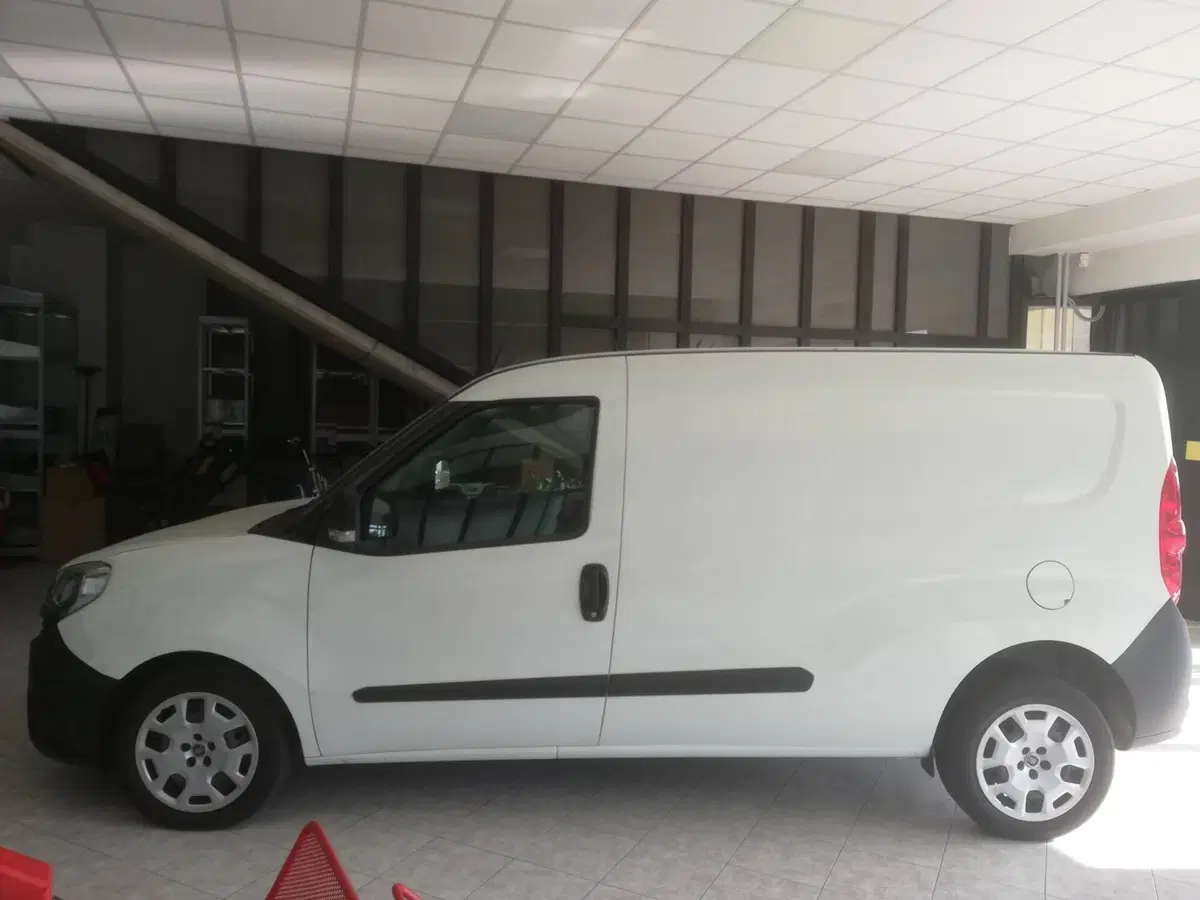 Fiat Doblò Furgone usata a Vicenza (12)