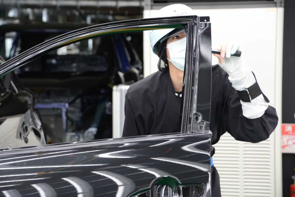 Toyota cambia marcia: la sua prima elettrica con range extender nascerà in Cina (8)