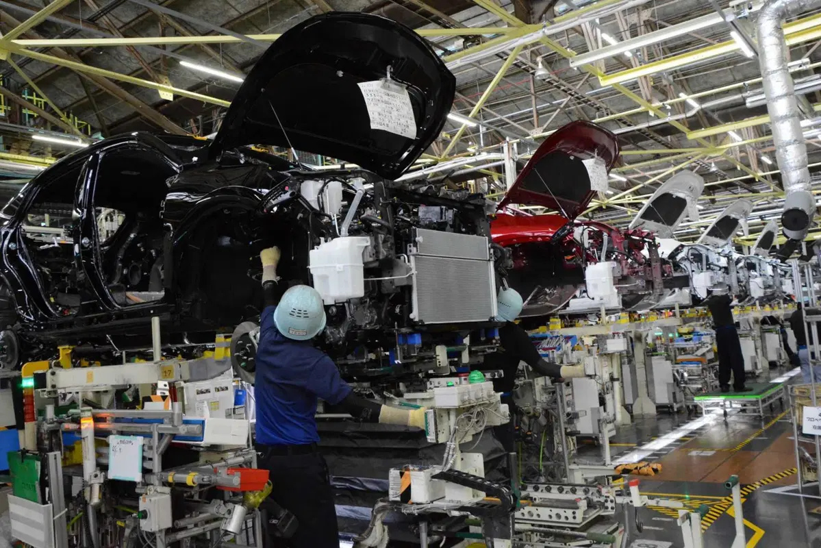 Toyota cambia marcia: la sua prima elettrica con range extender nascerà in Cina (10)